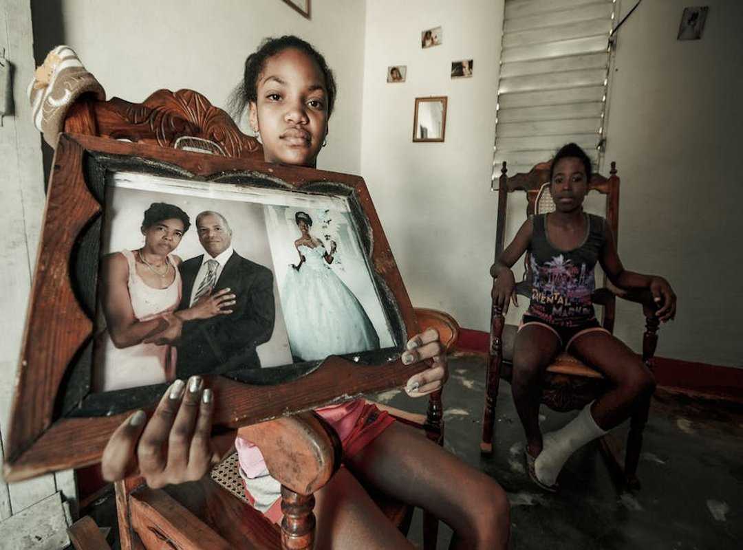 Capturing Your Family's Unique Story in Every Frame