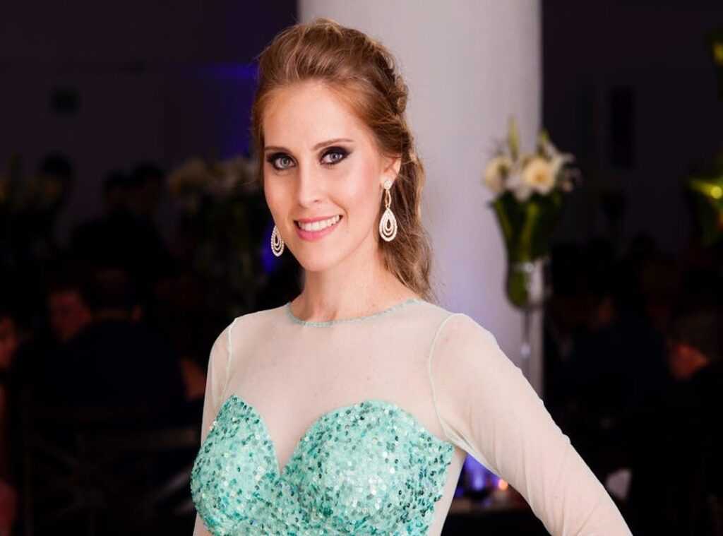sabrina sosa estatura y peso